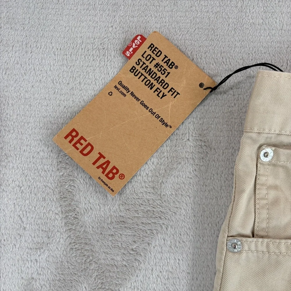 Vintage Levis 551 Red Tab Jeans Denim‎ Pants in Beige Men 28x32 (Tag 29x32) NWT